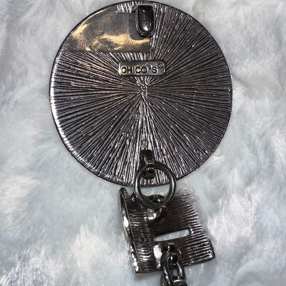 Chico’s Adjustable Leather Medallion Statement Buckle Belt XLarge READ - Picture 3 of 7